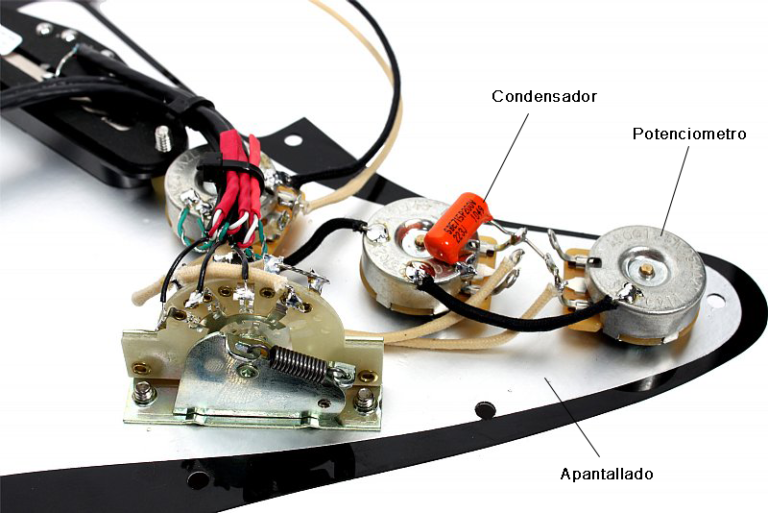 Circuito electrónico de guitarra